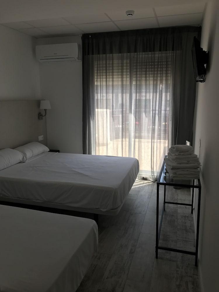 Hotel Boutique Centro Bbb Auto Check In ベニドルム エクステリア 写真