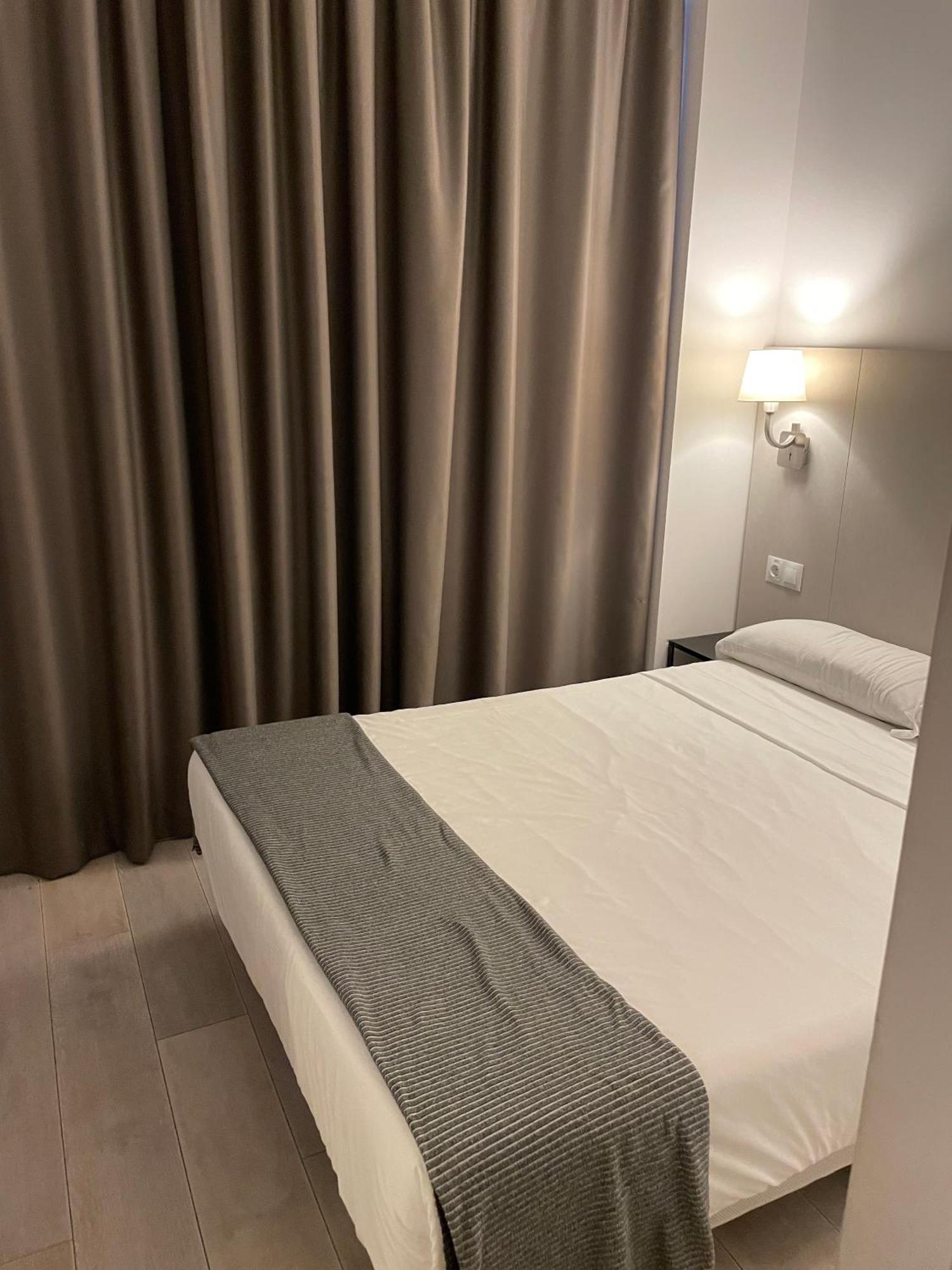 Hotel Boutique Centro Bbb Auto Check In ベニドルム エクステリア 写真