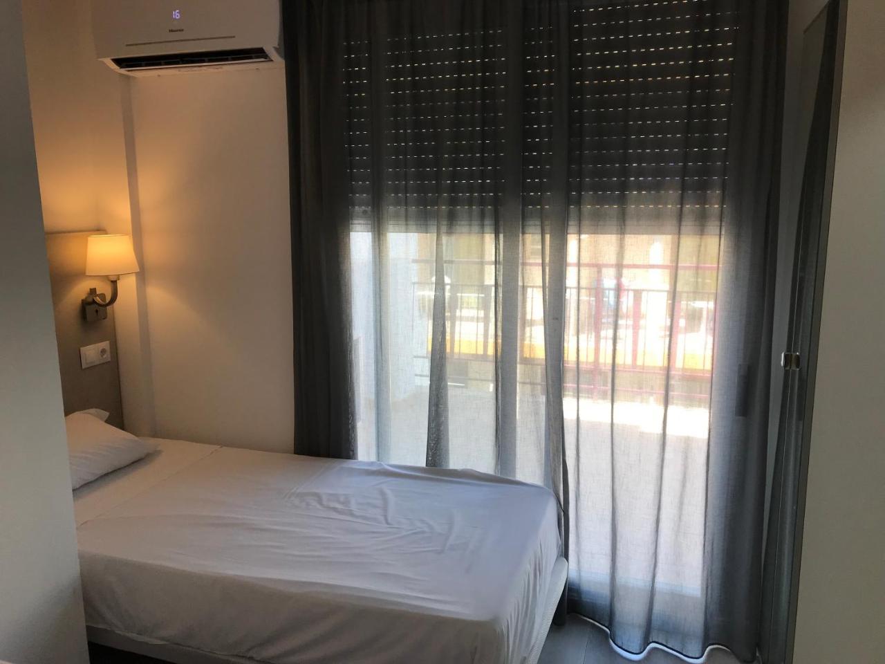 Hotel Boutique Centro Bbb Auto Check In ベニドルム エクステリア 写真