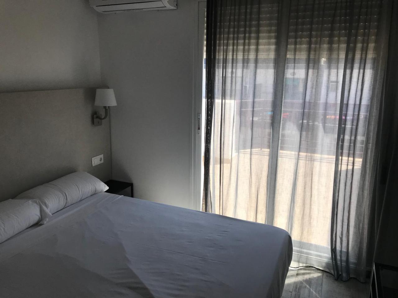Hotel Boutique Centro Bbb Auto Check In ベニドルム エクステリア 写真